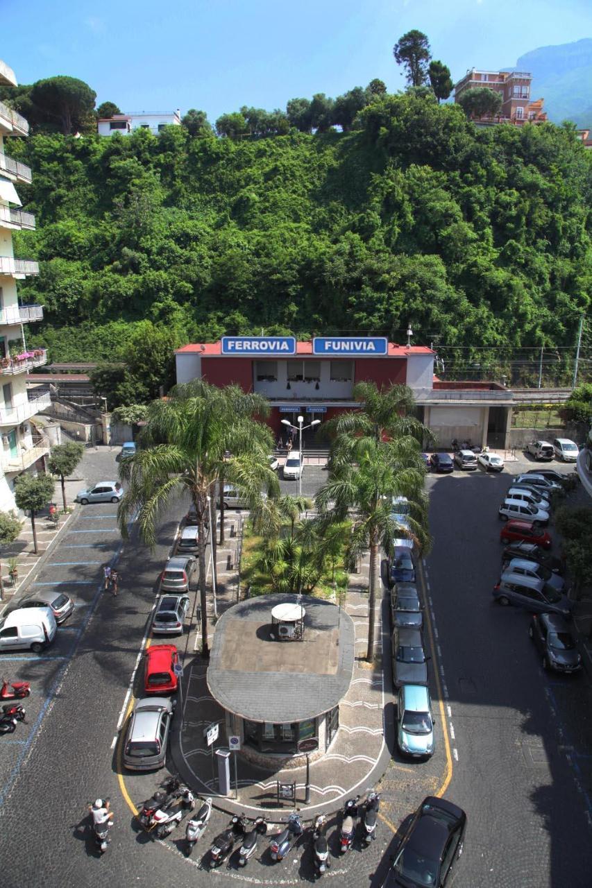 Hotel Desio Castellammare di Stabia Bagian luar foto